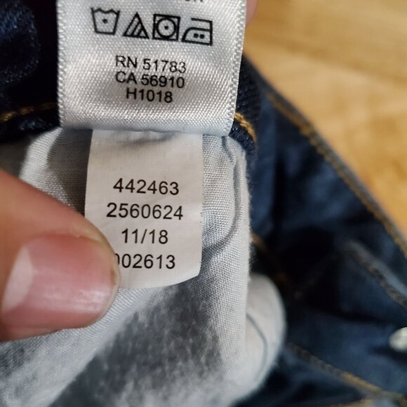 Maurices Jeans Womens Size 6 Blue Distressed Skinny Stretch Denim - Picture 4 of 12